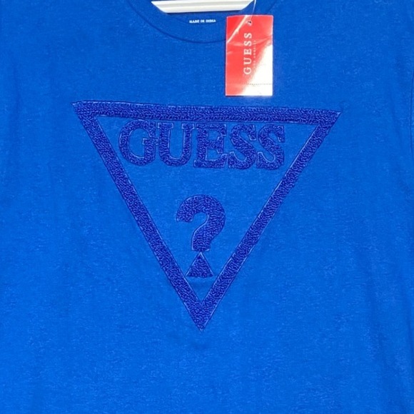 GUESS Los Angeles Men's M Blue Maya Chenille Triangle Logo T-Shirt Crew Neck NWT - Picture 2 of 7
